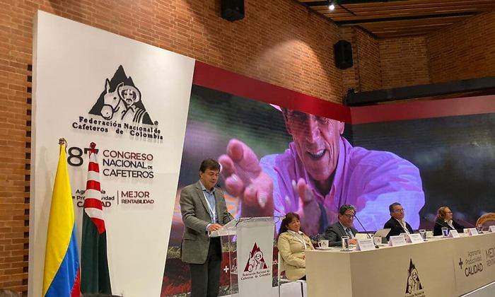 velez-congreso-cafetero.jpeg
