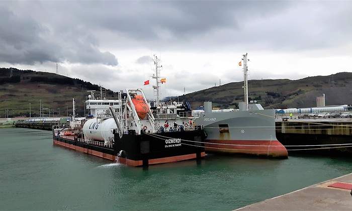 Ship-to-Ship-en-Bilbao.jpg