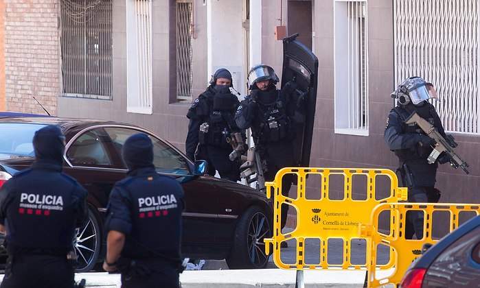 MOSSOS-REGISTRAN-LA-CA14669037.jpg