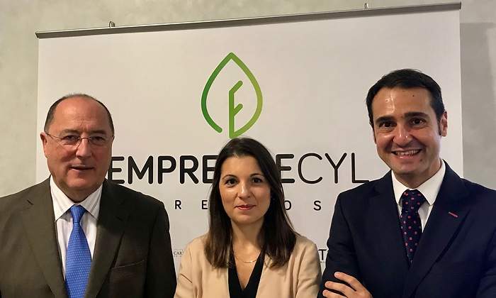 CARLOS-MOROSORAYA-MAYO-Y-ROBERTO-SANZ.jpeg