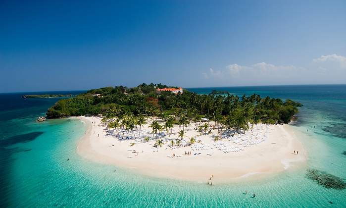 Cayo-Levantado_2.jpg