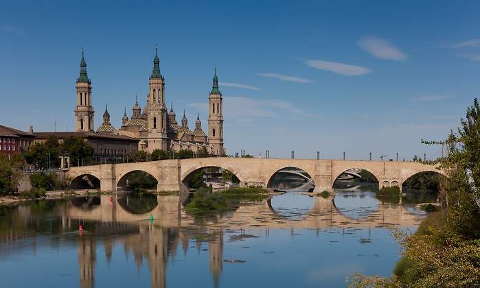 catedral-pilar-dreamstime-FranciscoJavierGilOreja.jpg