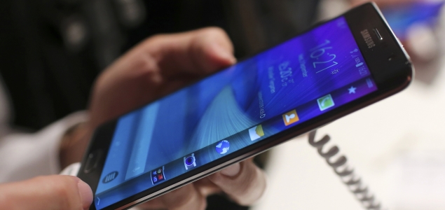 Celular-App-Samsung-Movil-Reuters-635.jpg