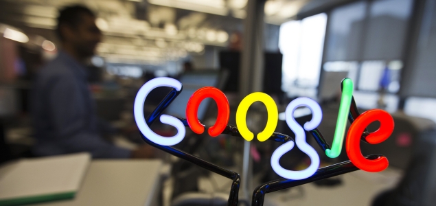 Google-letrero-luminoso-635-REUTERS.jpg