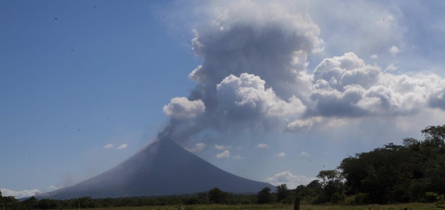 volcán-momotombo-efe-635x300.jpg