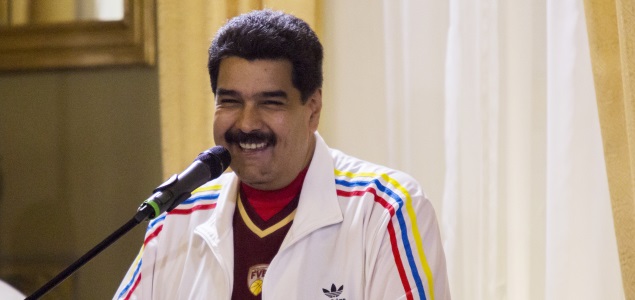 maduro-risa-chandal-635-reuters.jpg