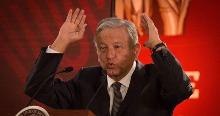 cien-dias-amlo-700.jpg