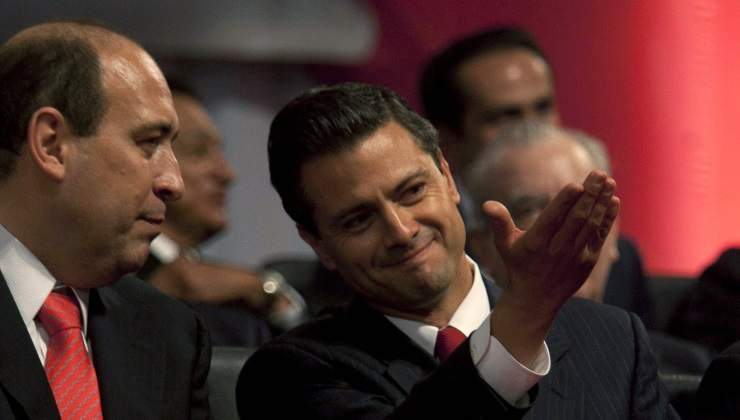 ruben-moreira-epn-reuters.jpg