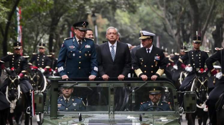 amlo-fuerzas-armadas.jpg