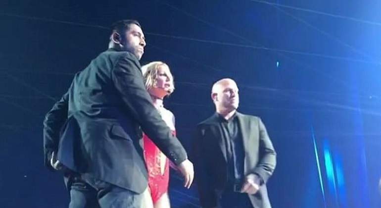 britney-aterrada-770.jpg