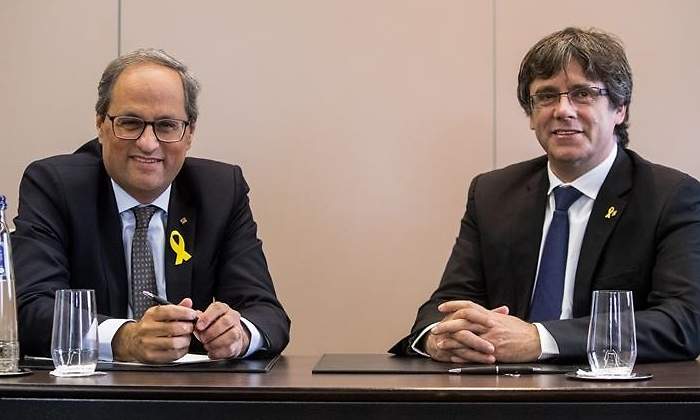 torra-puigdemont-waterloo-27ago18-efe.jpg