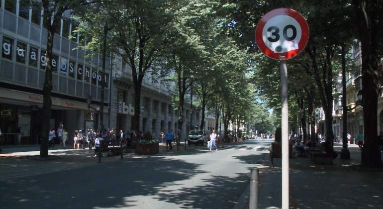bilbao-limite-trafico-30-calle-ep.jpg