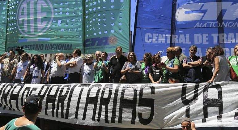 MarchaContraLarreta.jpg