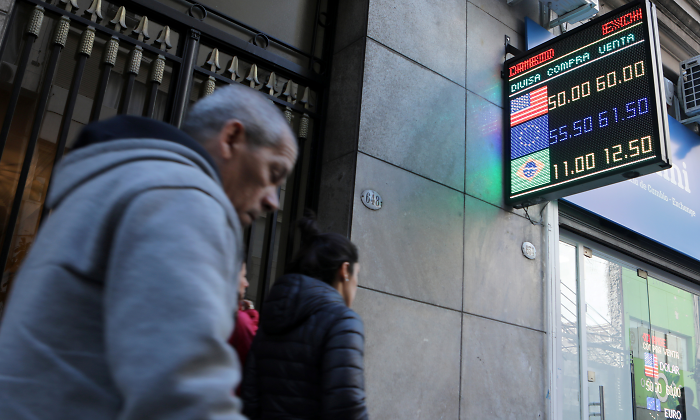argentina-crisis-reuters.png