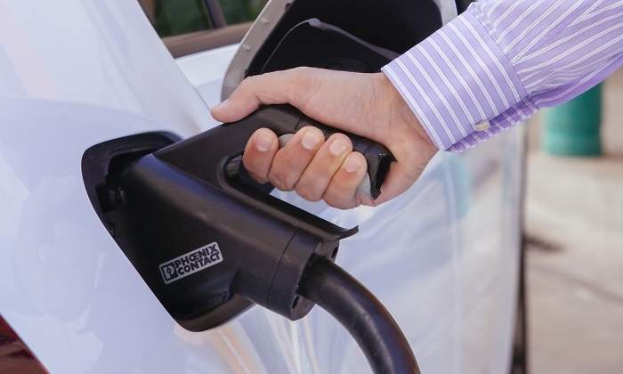 Repsol-recarga-electrico.jpg