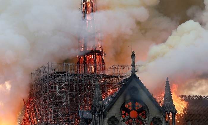 notre-dame-arde-reuters.jpg