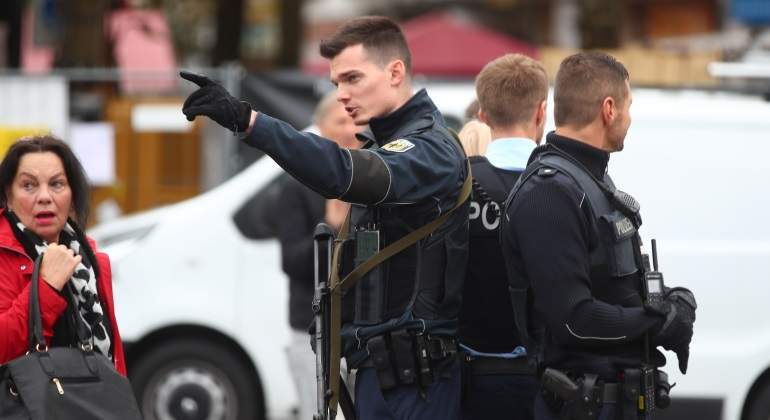 policia-alemania-sospechoso-atentado-cuchillo-reuters-770x420.jpg