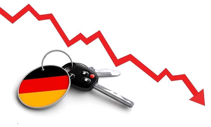 alemania-llaves-coche-flecha-cae.jpg