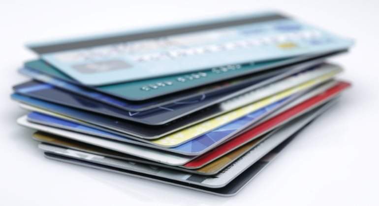 tarjetas-monton-credito-istock.jpg