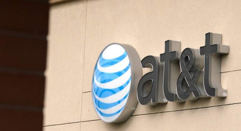 ATT-reuters-770.jpg