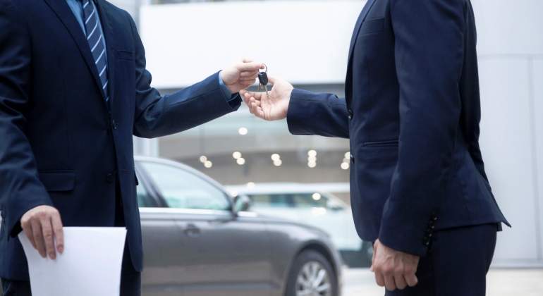 comprar-coche-automovil-concesionario-getty.jpg