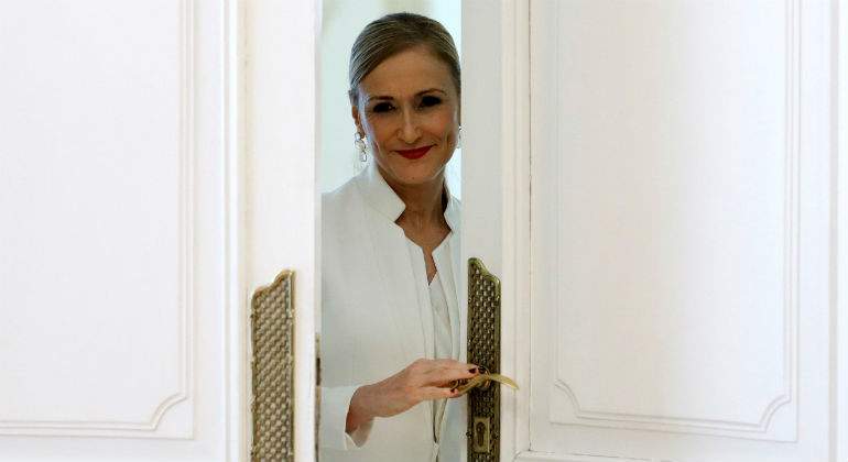 Cifuentes dimite como presidenta de la Comunidad de Madrid