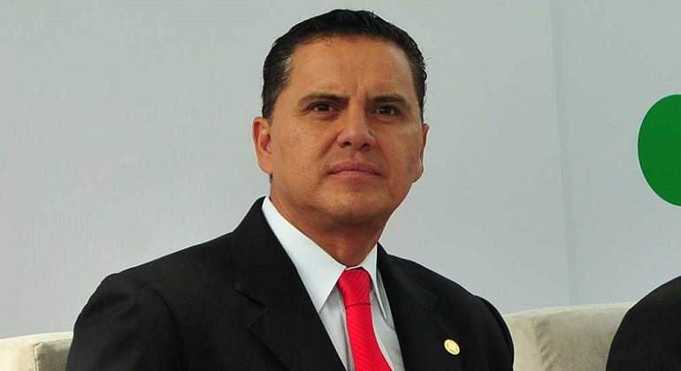 Roberto-sandoval.jpg