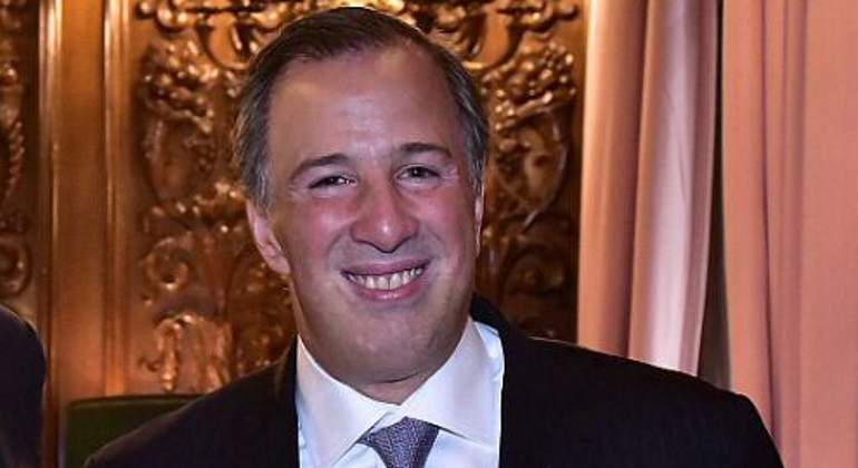 Meade-Tw-770.jpg