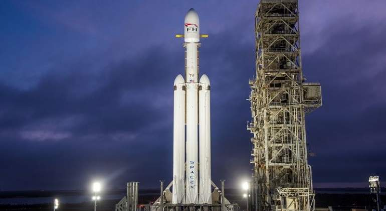 SpaceX lanzará el Falcon Heavy, el cohete más potente