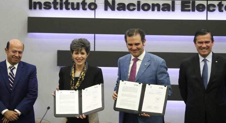 Proponen a Sergio Sarmiento como moderador en el debate del INE Proponen a Sergio Sarmiento como moderador en el debate del INE
