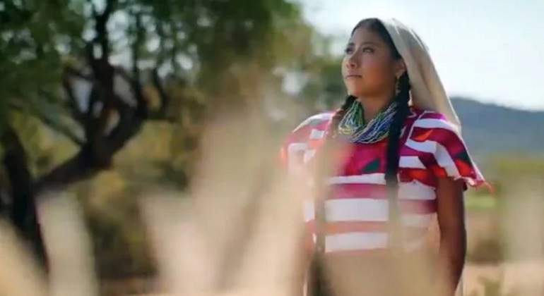 yalitza-oaxaca-guelaguetza-IG-770.jpg