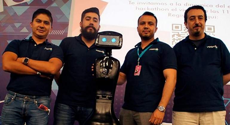 ROOMIE-BOT-ROBOT-MEXICANO-770-CONACYT.jpg