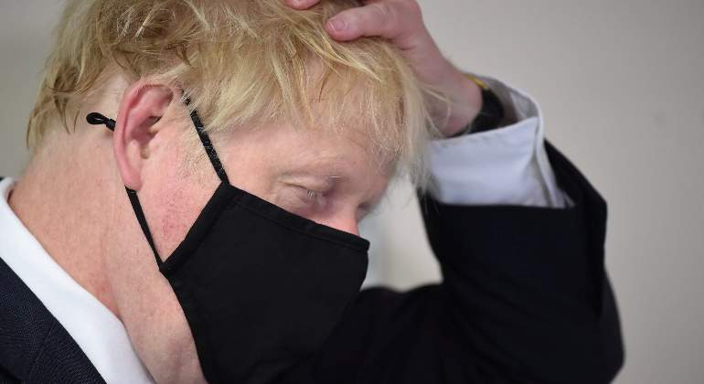 boris-johnson-reino-unido-mascarilla-preocupado-julio2020-reuters-770x420.jpg