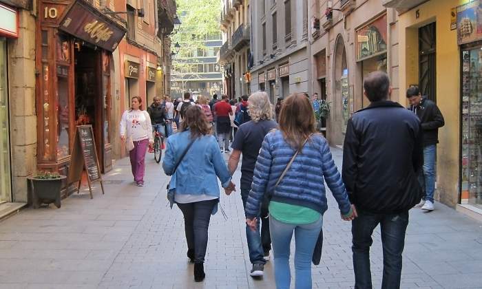 confianza-consumidor-peatones-calle-compras.jpg