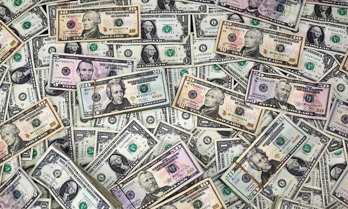 muchos-dolares-770-reuters.jpg