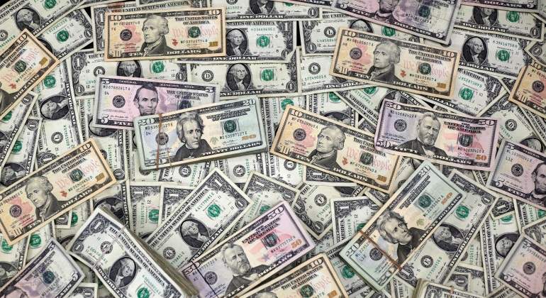 muchos-dolares-770-reuters.jpg