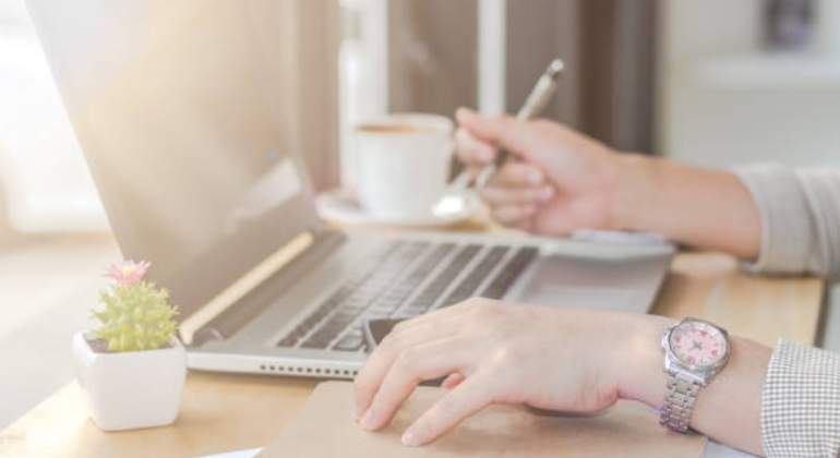 buscar-trabajo-en-internet-770-istock.jpg