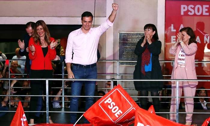 Pedro Snchez y su equipo