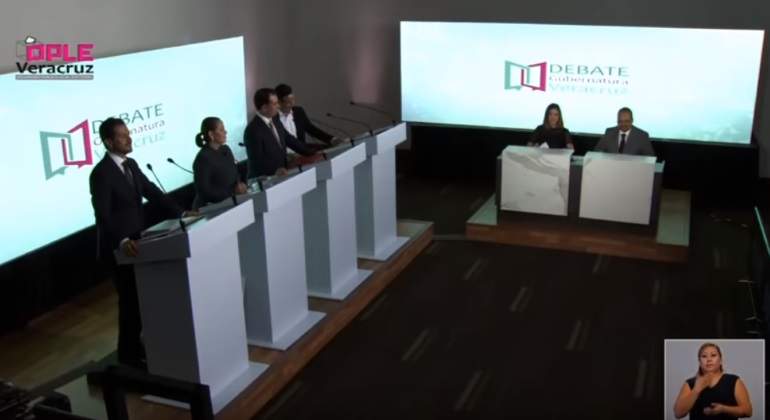 Opple-Veracruz-debate.jpg