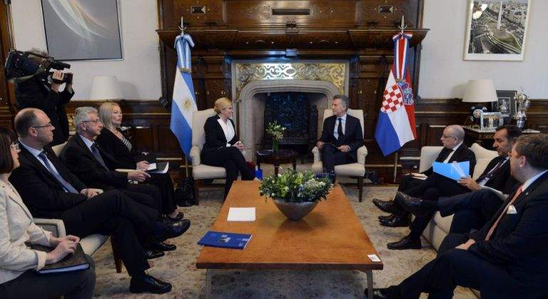 Reunion-de-Mauricio-Macri-con-la-presidenta-de-Croacia.jpg