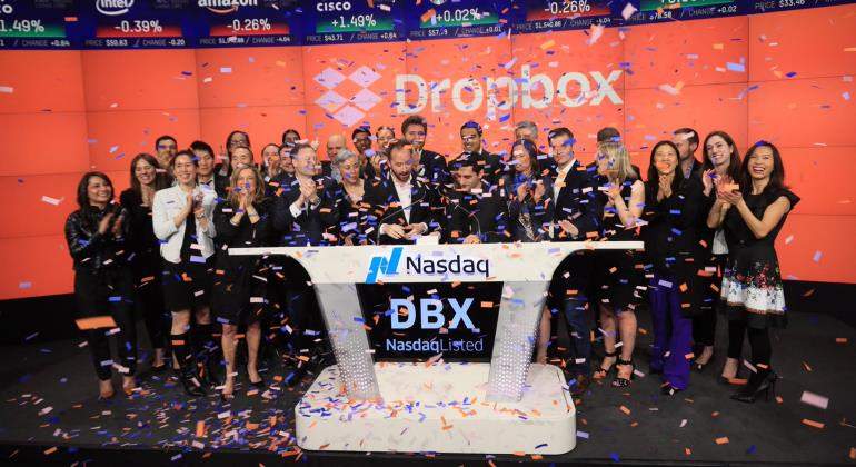 Acciones de Dropbox debutan con un alza del 38% en EEUU