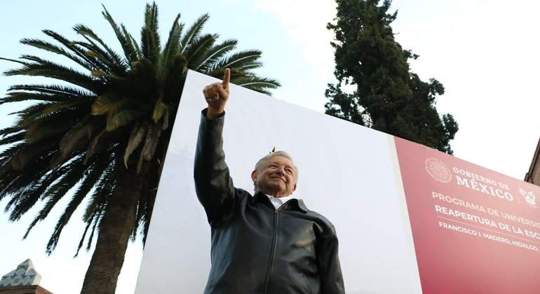 amlo-educacion-770-420.jpg