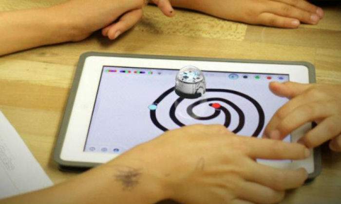 ozobot-ipad.jpg