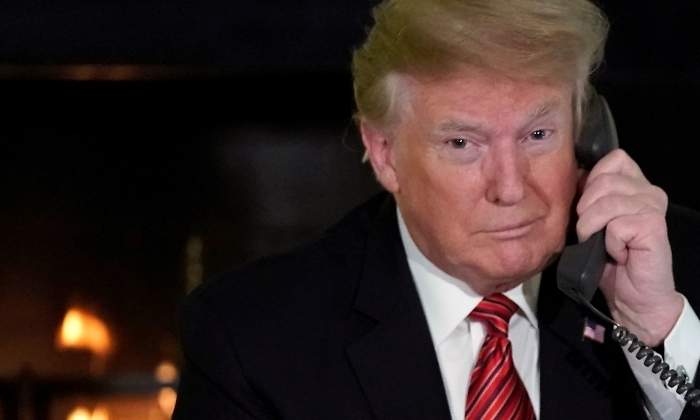 donald-trump-telefono-24diciembre2018-reuters.jpg