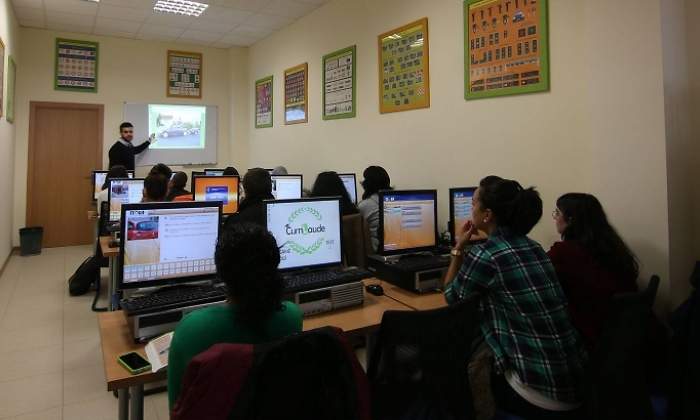 autoescuela-clases.jpg