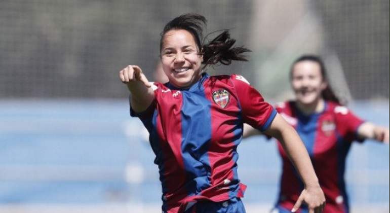 Corral-Twitter-Gol.jpg