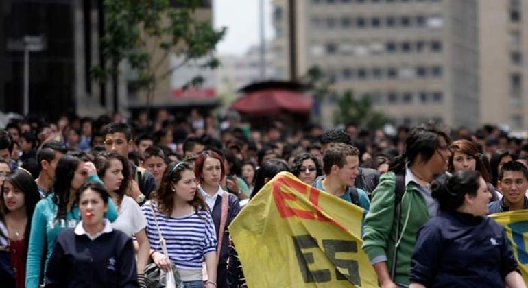 MARCHAS-ESTUDIANTES