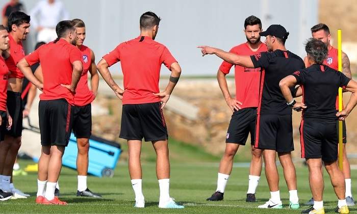 simeone-ordenes-atletico-entrenamiento-verano2019-efe.jpg