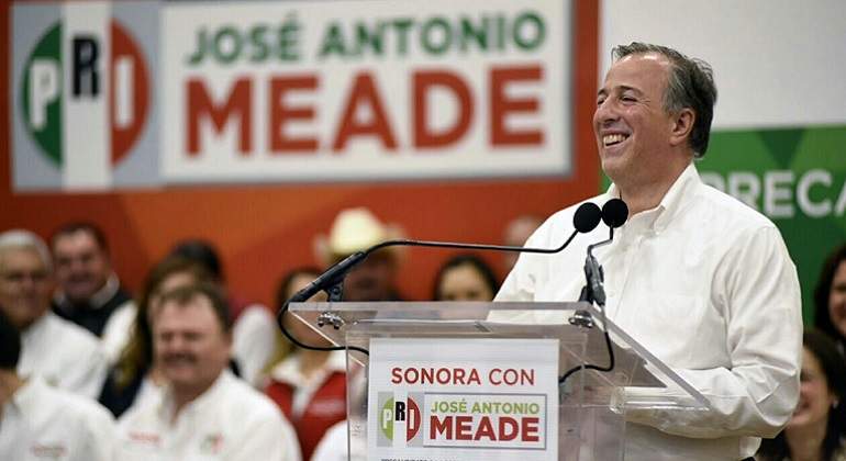 Meade-risa-camapana.jpg