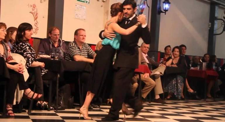 Tango770.jpg